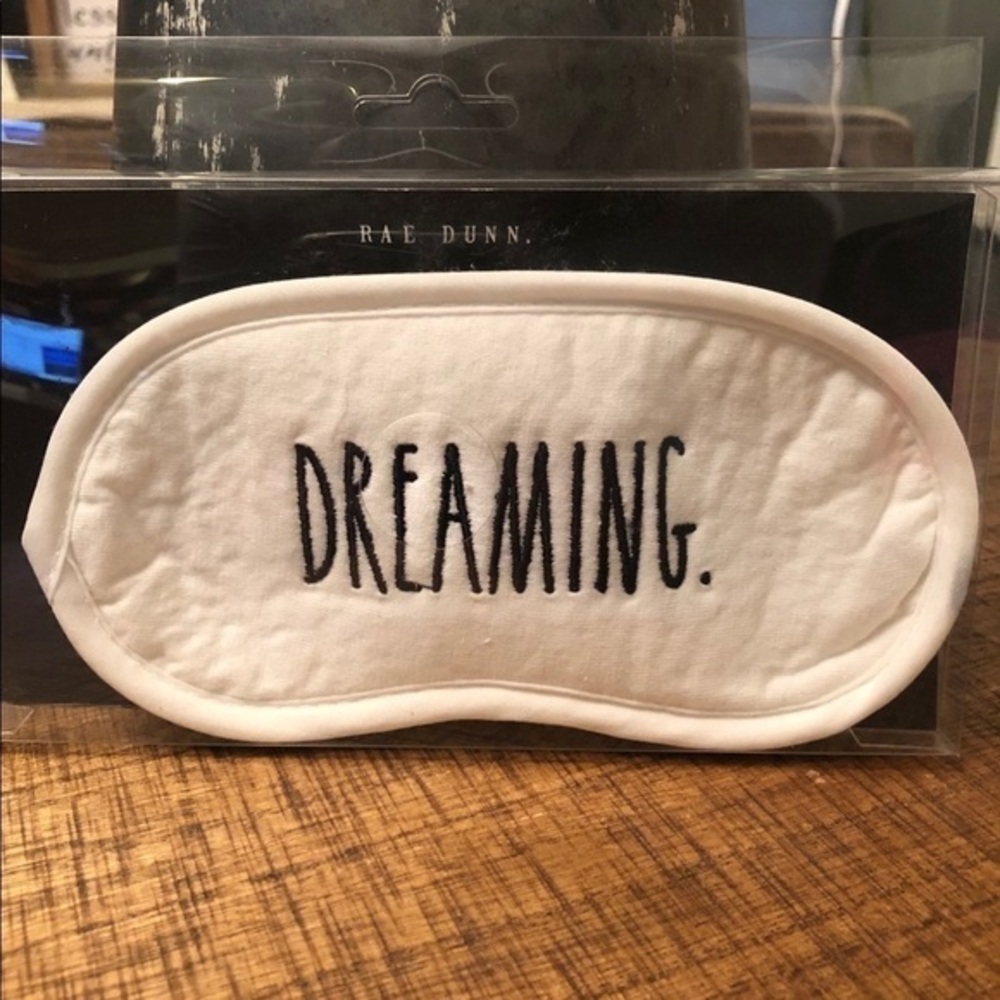 Rae Dunn “DREAMING.” Embroidered Sleep Mask NWT